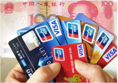 友刷POS机：信用卡分期有什么好处？